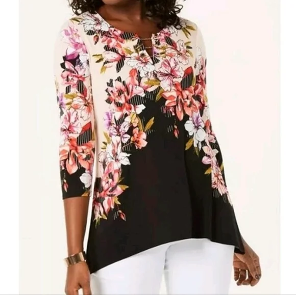 Floral Print Women's Top - Picture 1 of 7